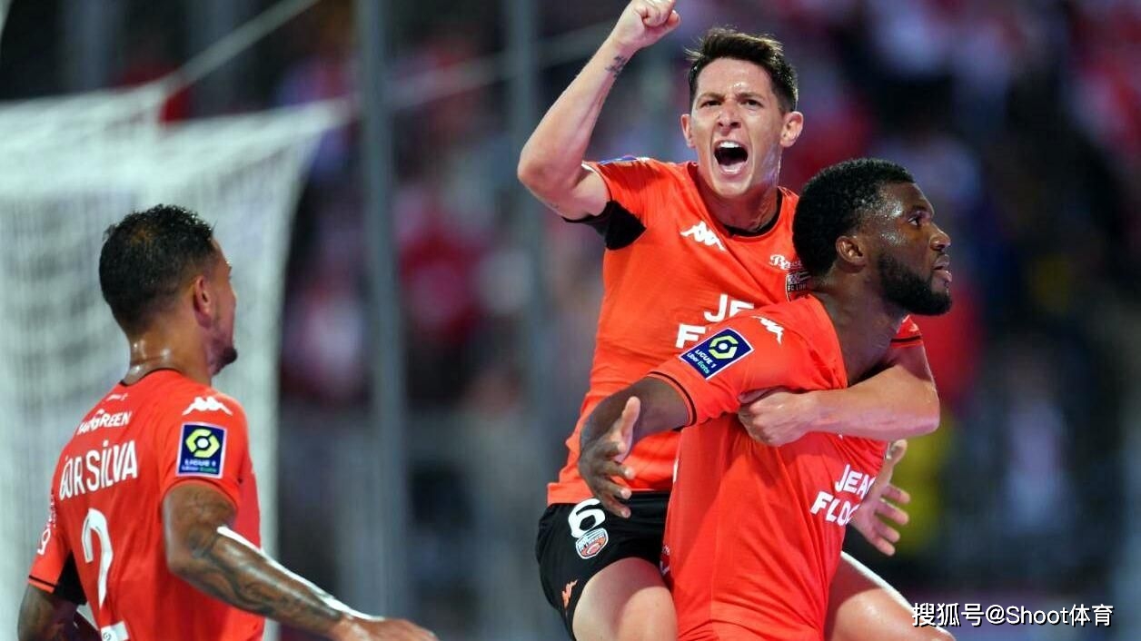 弗洛西诺尼领衔佛罗伦萨，大胜萨索洛的简单介绍