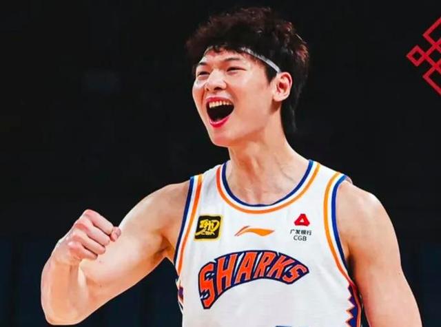 开云体育在线登录-上海队成功逆袭，赢得了当晚比赛的胜利