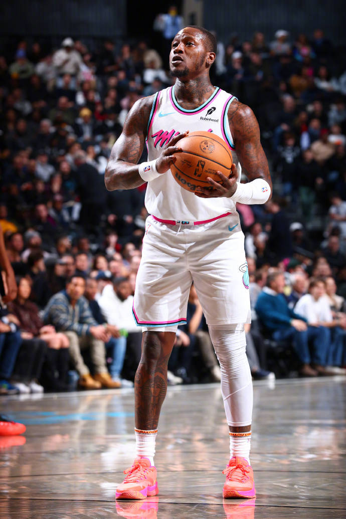 开云体育官网入口-火箭逆转篮网，成功保持胜利势头的简单介绍