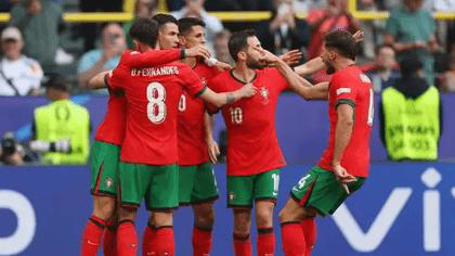 开云体育app-包含众多球员在欧洲比赛中展现出的实力令人惊叹，引领潮流的词条