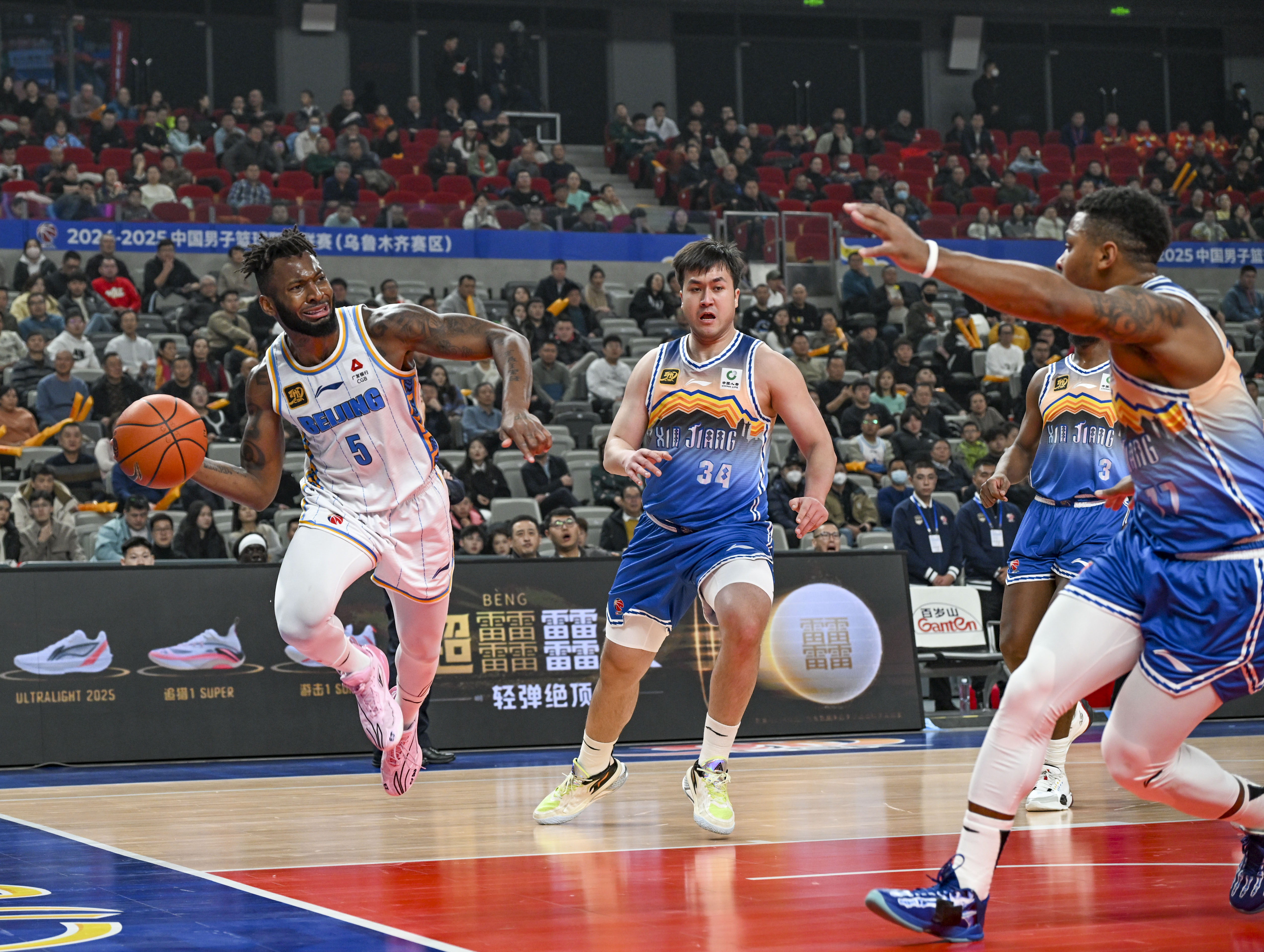 开云体育在线登录-球队在最新比赛中大比分战胜对手