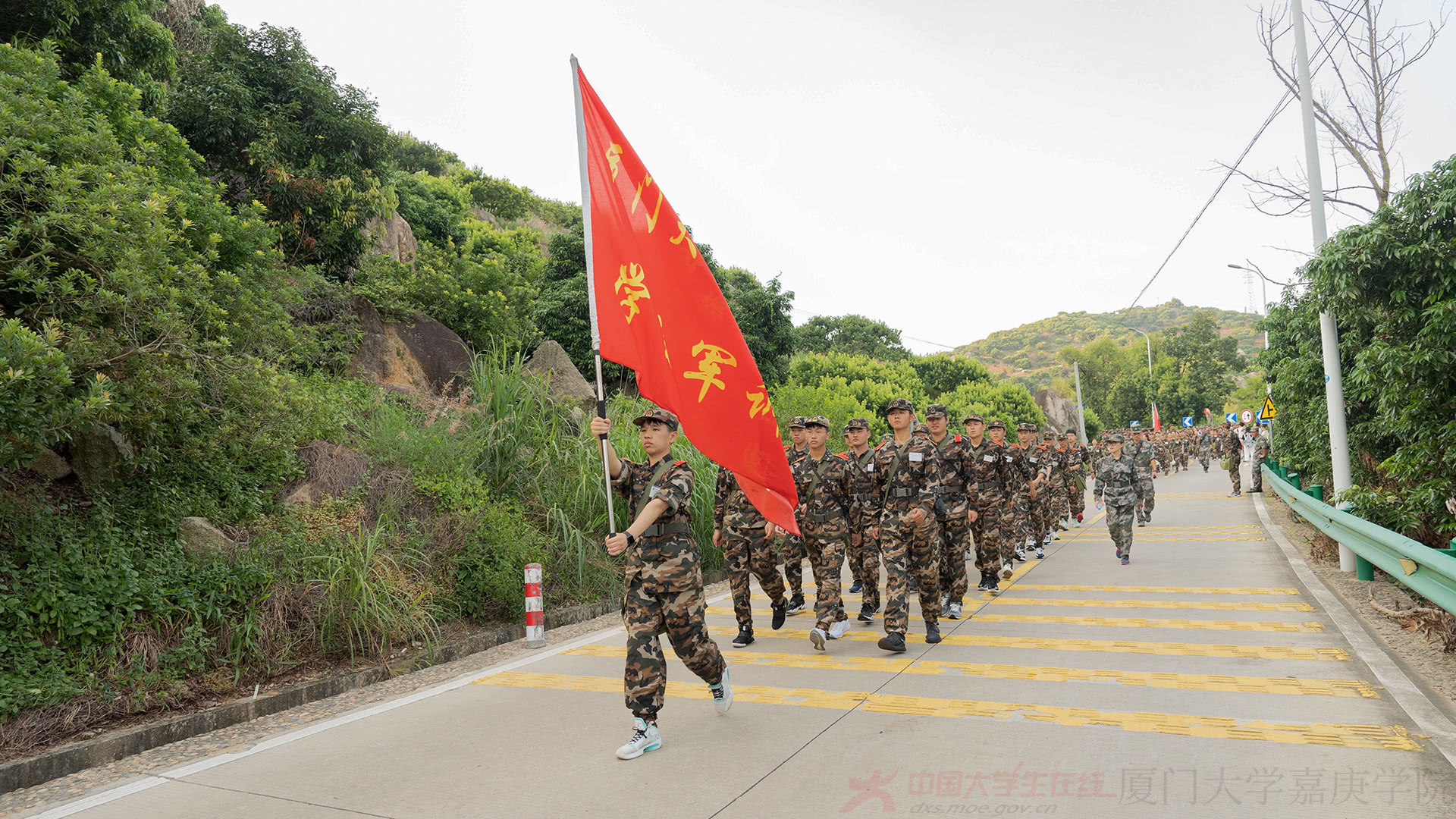 开云体育官方入口-包含葡萄牙队员风格独特，领队迈向胜利的方向的词条