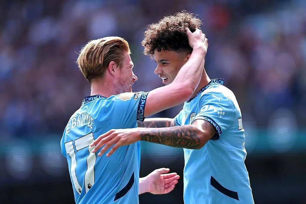 开云体育官网-曼城实现逆转，力压对手取胜