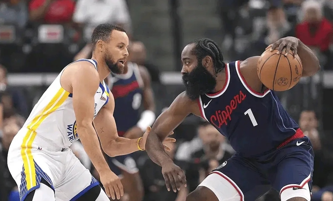 开云体育官网-关于势均力敌！双方实力对比，强强对抗的信息