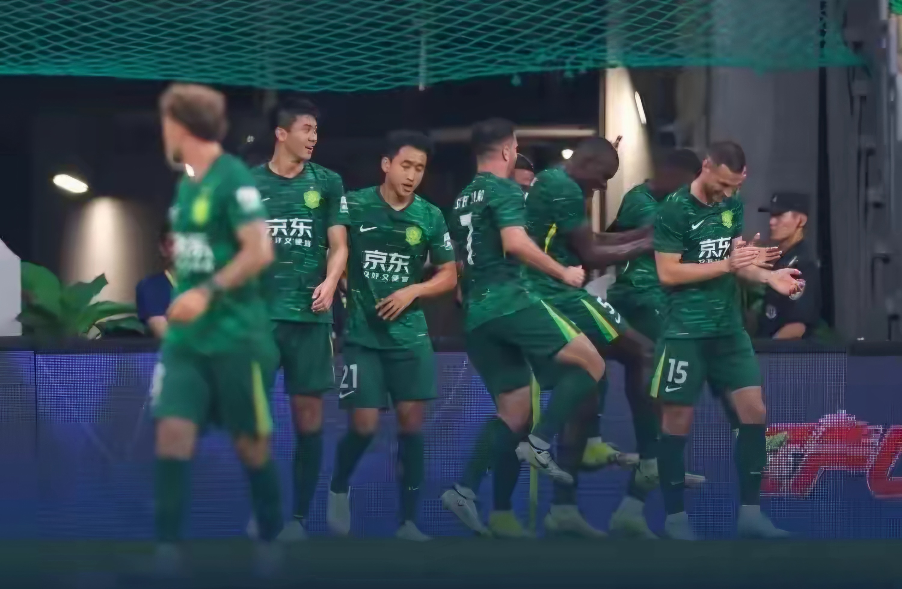 包含国安球队获得胜利，晋级下一轮比赛的词条