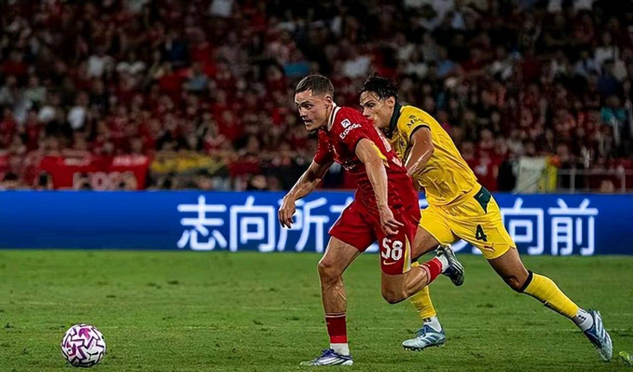 开云体育app下载-前场攻势，球队进攻火力逐渐增强