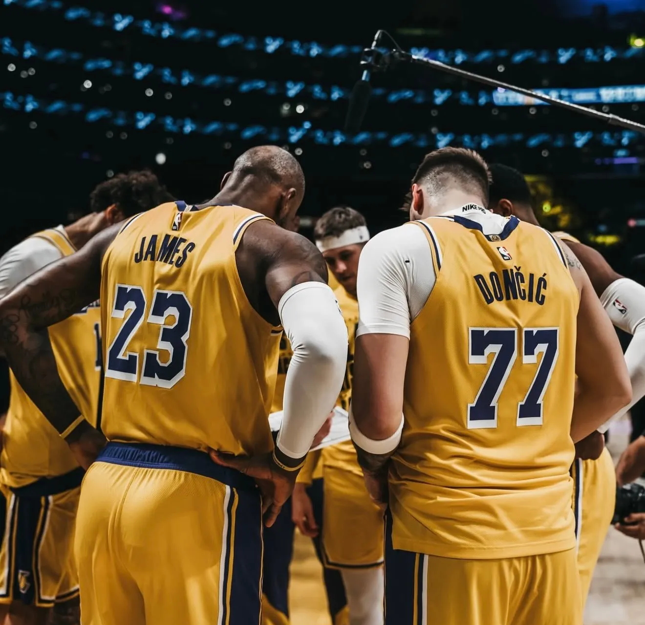 关于黄蜂队后卫连续砍+，成为全队得分王的信息