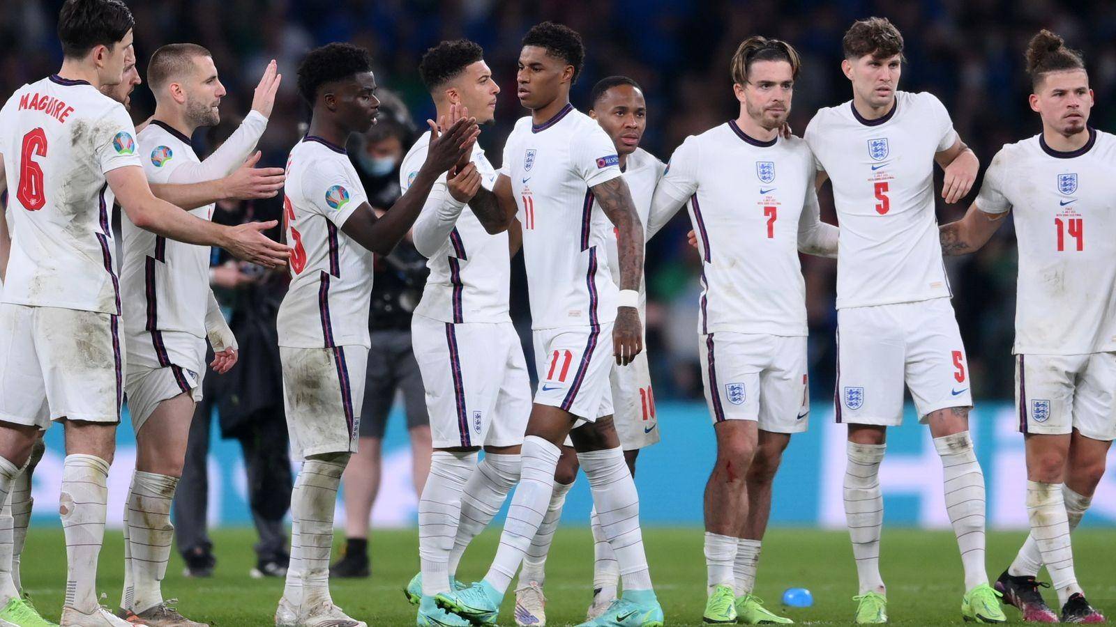 强强对决：欧锦赛预选赛火爆展开