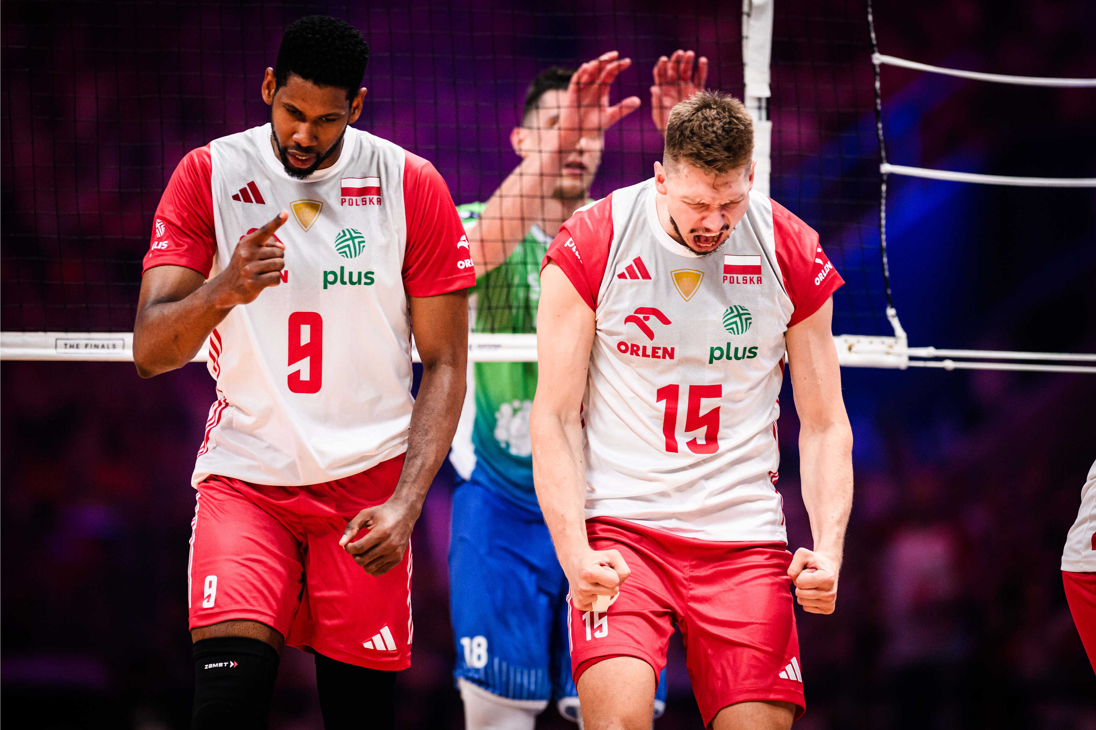 关于斯洛文尼亚队闯入决赛圈，备受瞩目地将在国际足球赛事中亮相的信息