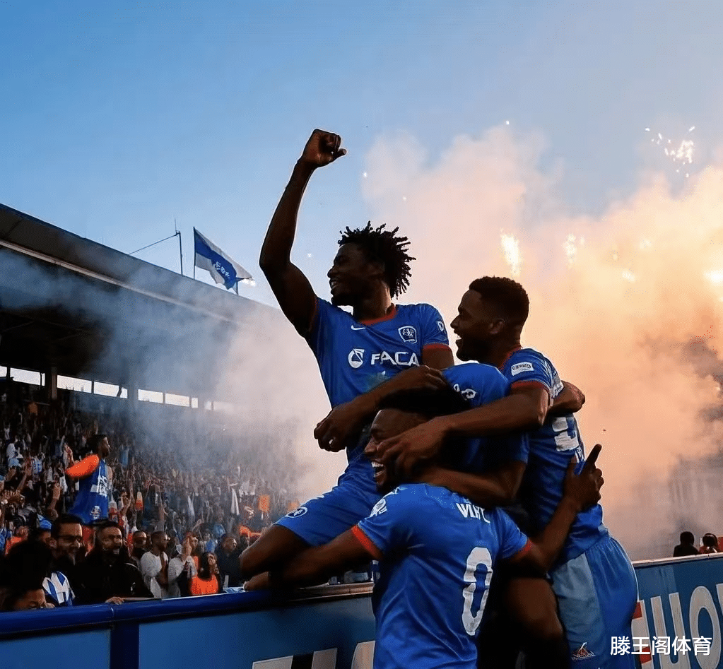 开云体育官网入口-图尔宾准备庆祝胜利，球队热血沸腾备战