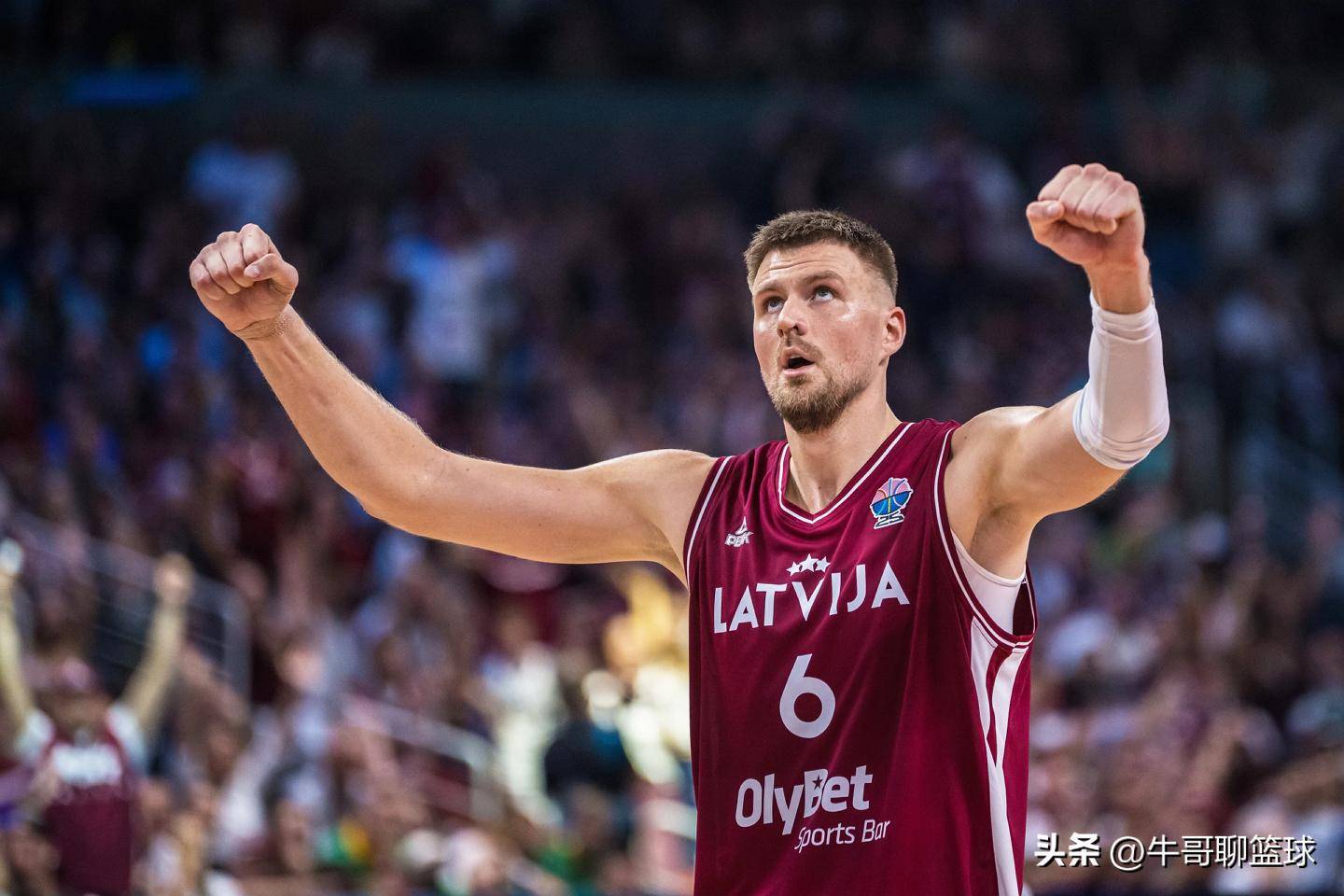 轰动一时！球员实力展现令人叹为观止的简单介绍