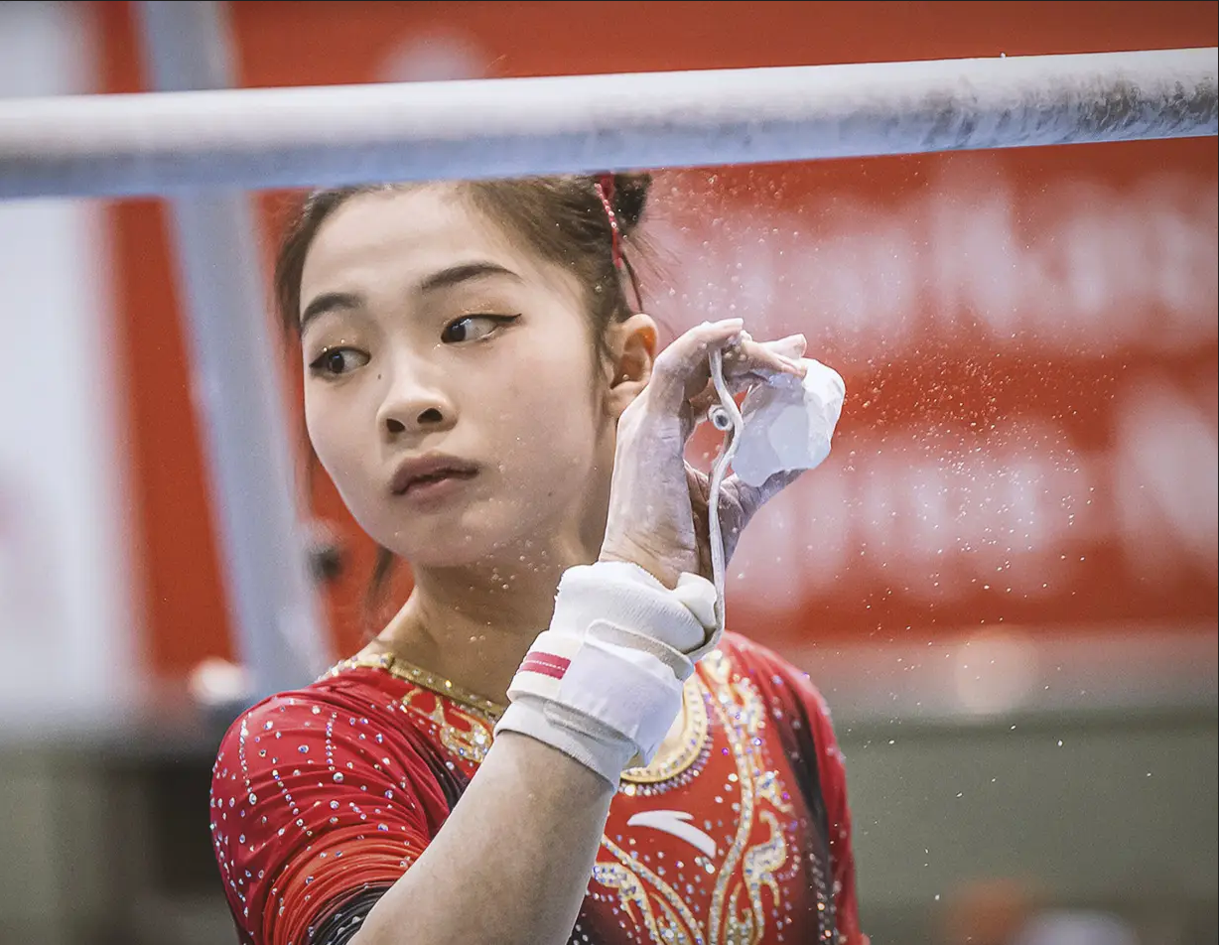 体操比赛中年轻选手崭露头角的简单介绍