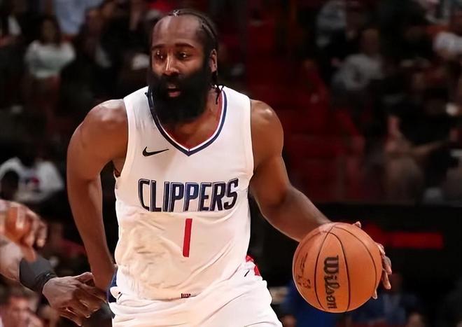 开云体育亚洲官网-快船客场击败老鹰，取得四连胜