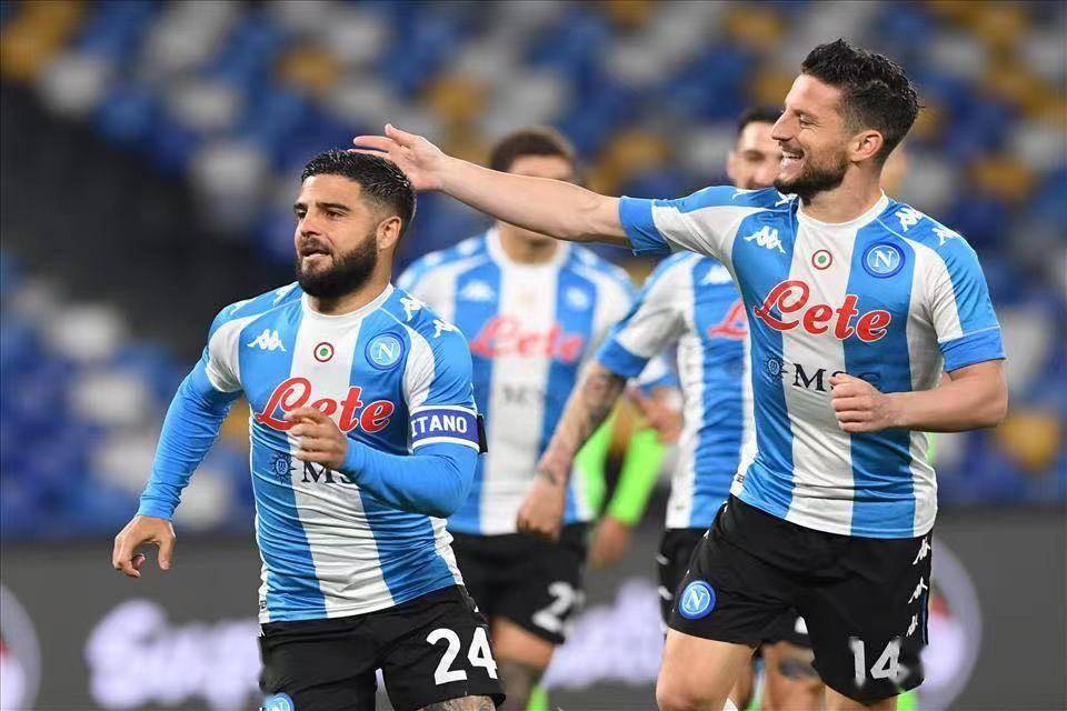 瓦伦西亚险胜瓦拉多利德，升至积分榜第三位的简单介绍