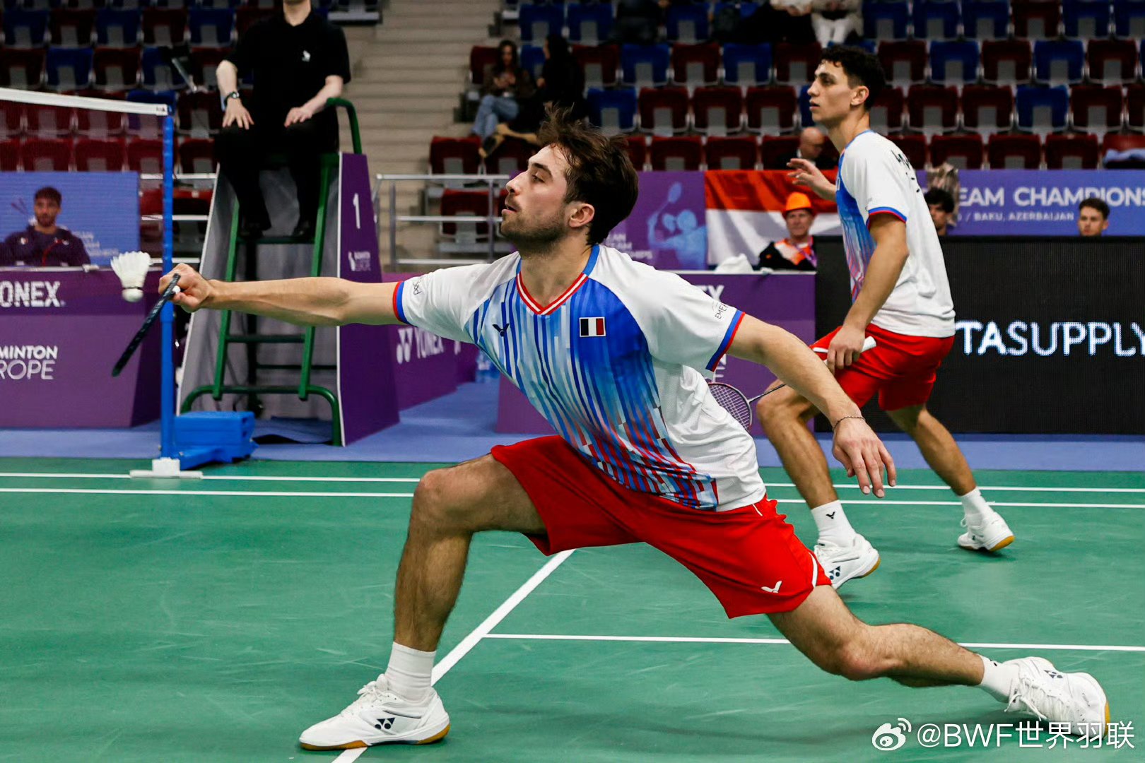 开云体育登录入口-英国选手夺得羽毛球比赛冠军